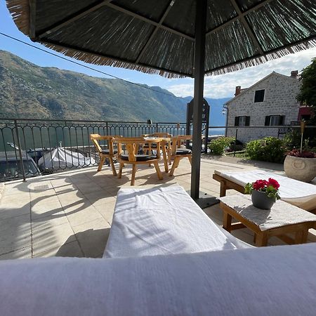 Vila Djuro Mikijelj Donji Stoliv Exterior foto