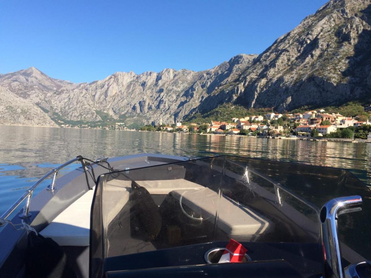 Vila Djuro Mikijelj Donji Stoliv Exterior foto