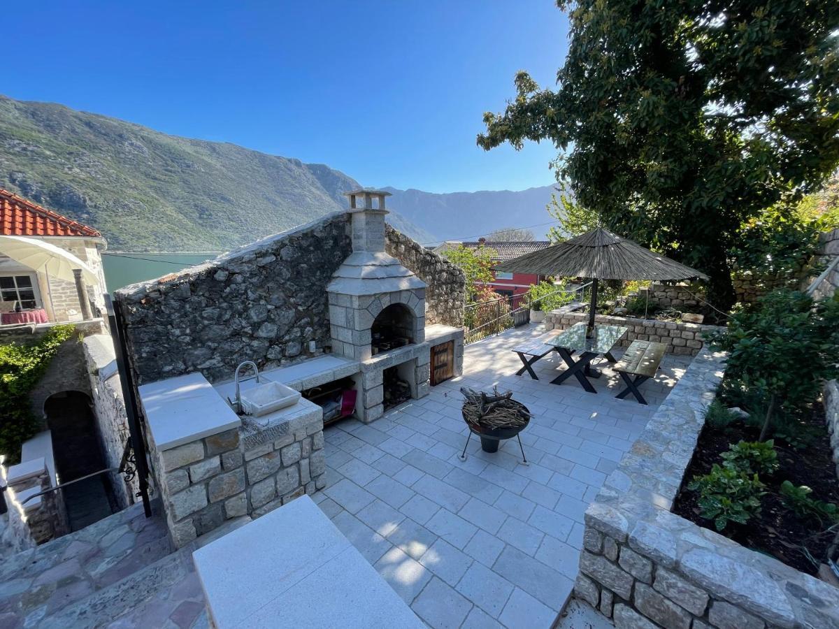 Vila Djuro Mikijelj Donji Stoliv Exterior foto