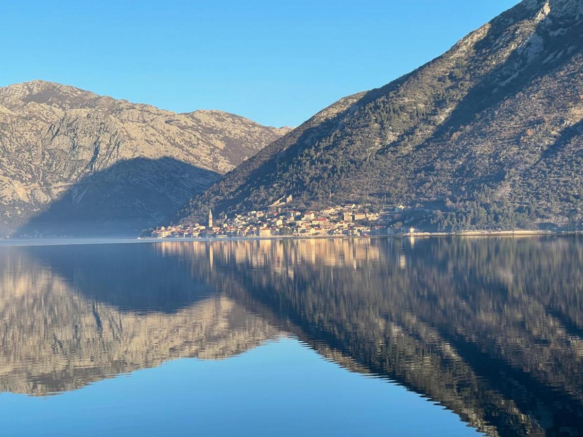 Vila Djuro Mikijelj Donji Stoliv Exterior foto