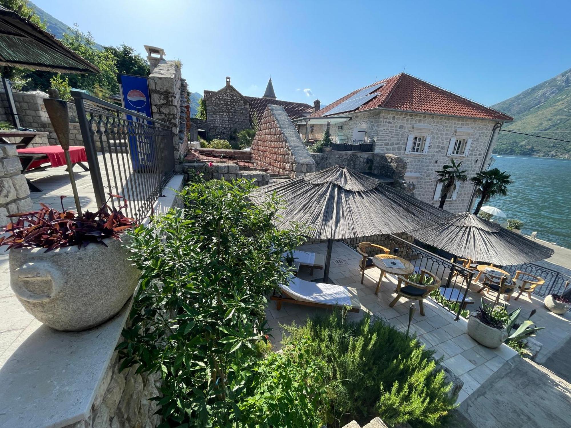 Vila Djuro Mikijelj Donji Stoliv Exterior foto